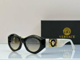 Picture of Versace Sunglasses _SKUfw55560372fw